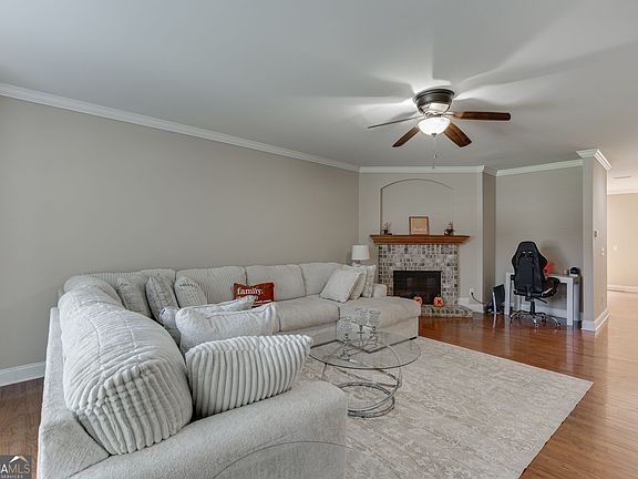 5th image of 2764 Laurel Valley Trl