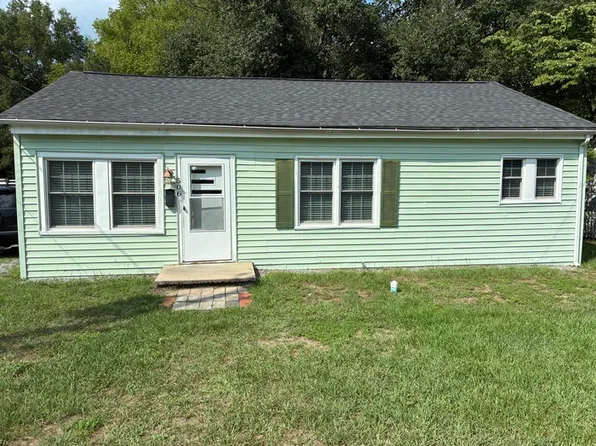 506 W Boundary St, La Grange, NC 28551