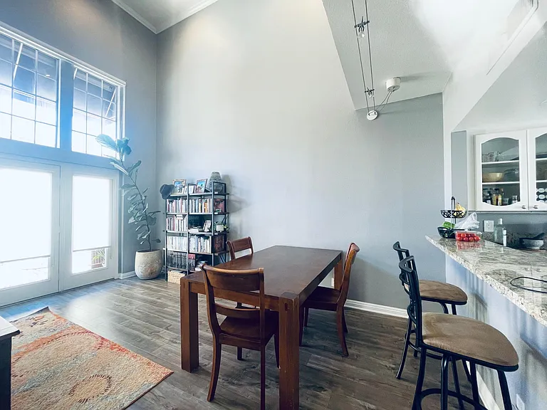 1270 Cleveland Ave #320 — Photo 13