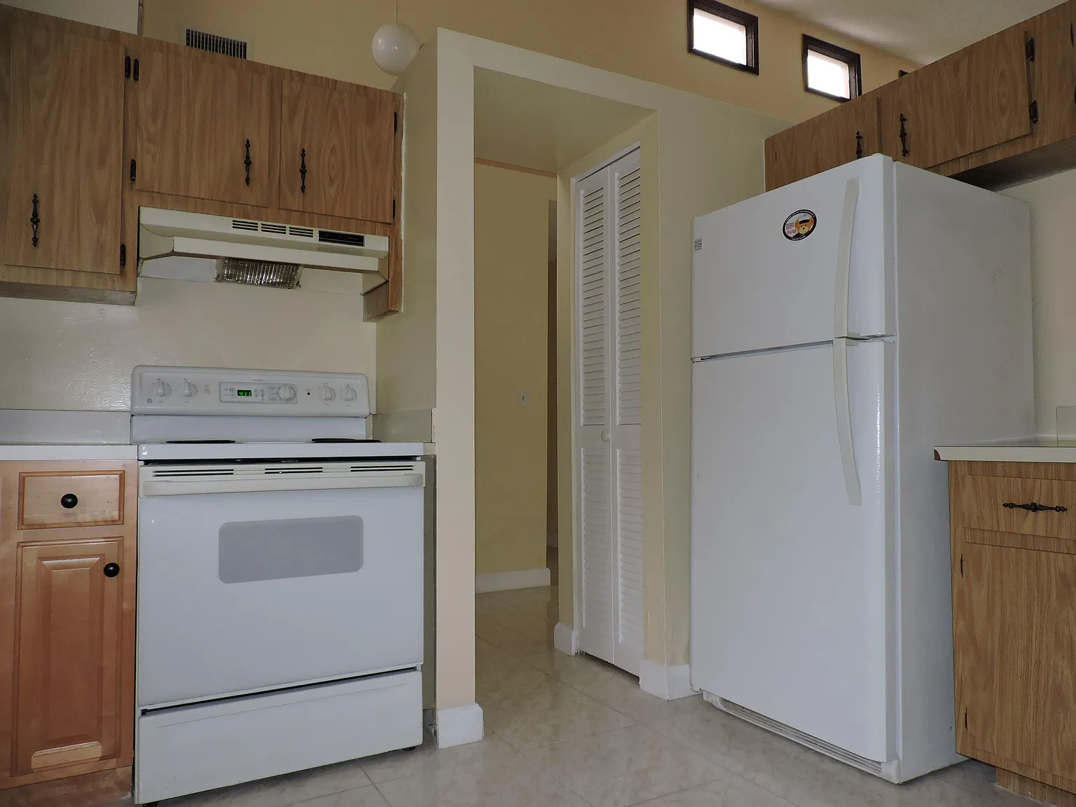 2 bed, 2.0 bath, 1383 sqft, $2,250 — Photo 4