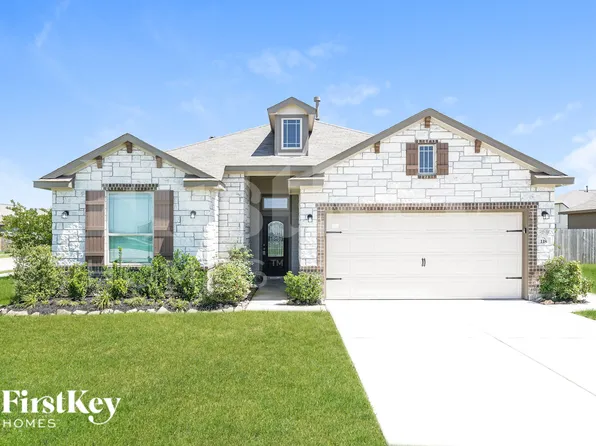 118 White Wing Ln, Sealy, TX 77474