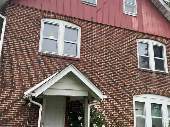 598 Flora Ave #598, Akron, OH 44314