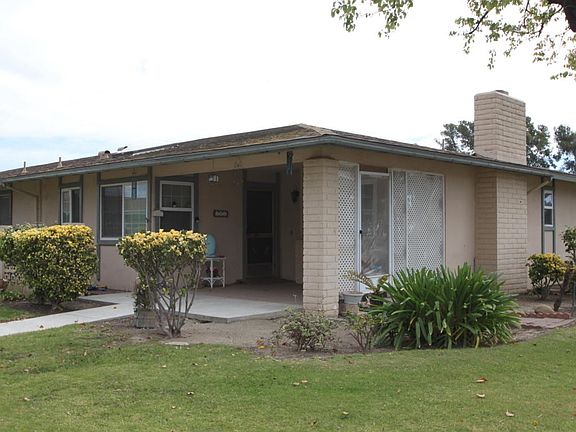 202 E. Elfin Green Front Porch