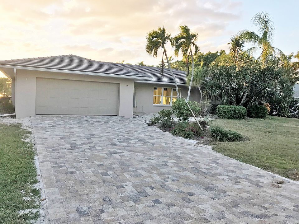 1st image of 1035 Kings Crown Dr