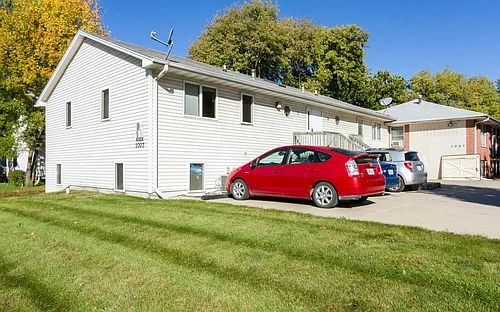 1007 Lincoln Way Photo 1