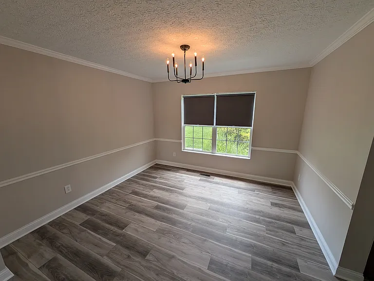 253 Dewfall Dr — Photo 6