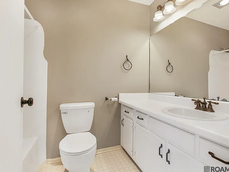 9855 Jefferson Hwy #W-44 — Photo 13