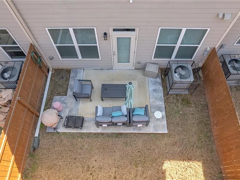 7689 Baron Rd — Photo 38