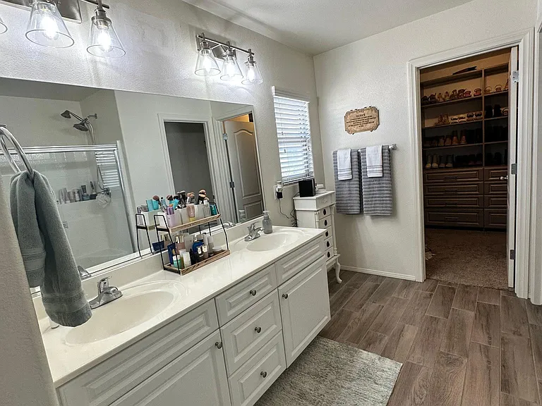 10601 Thor Mountain Ln — Photo 21