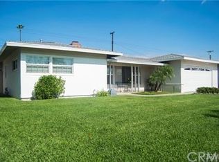 5606 Hawthorne St, Montclair, CA 91763