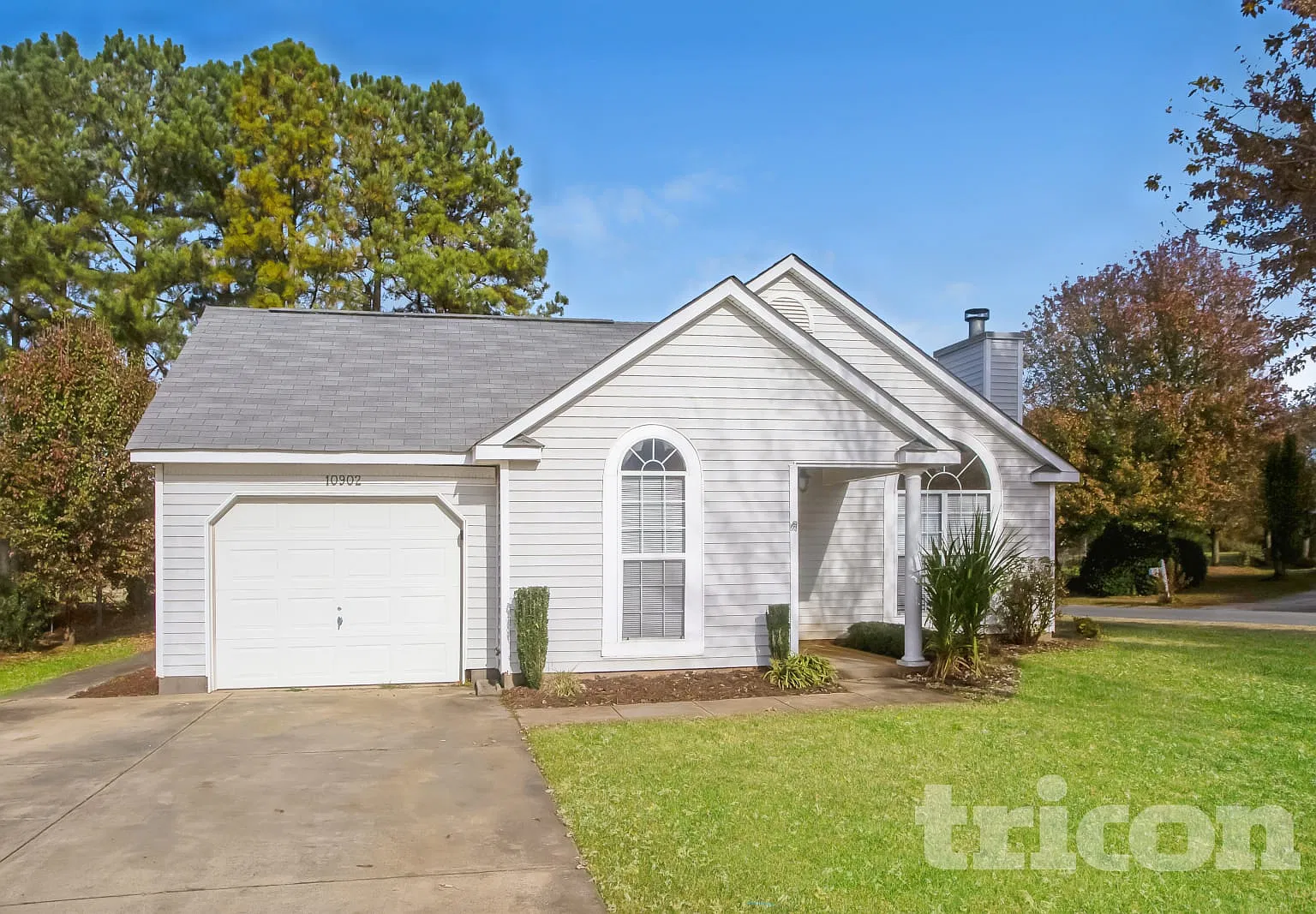 10902 White Stag Drive Charlotte NC — Photo 1