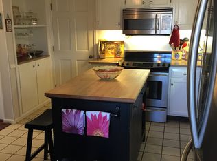 1202 Hunter Rd, Charleston, WV 25311