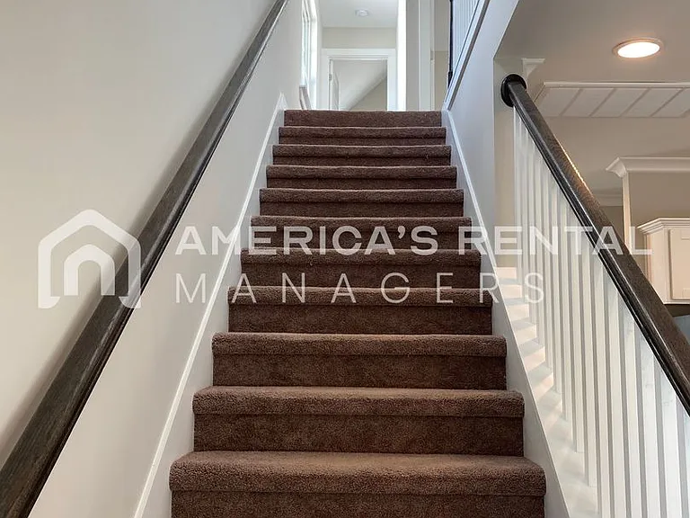 216 Creek Run Way — Photo 9