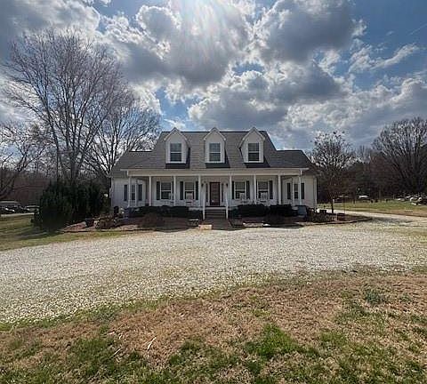 2nd image of 1012 Saint Paul Church Rd