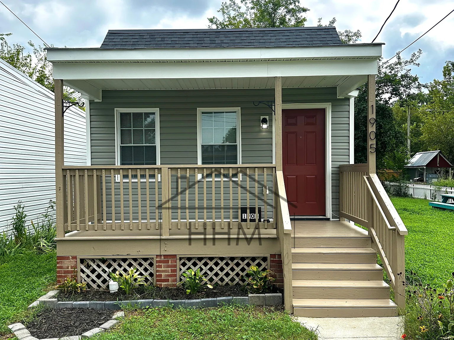 3 bed, 1008 sqft, $2,200 — Photo 1