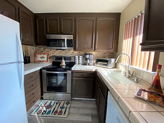 5th image of 1159 Bird Ave APT 3