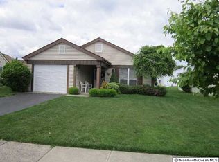 24 Marlow Ave, Manchester, NJ 08759