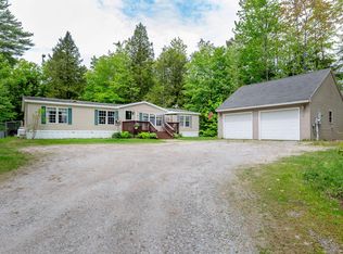 1172 Ridge Rd, Bowdoinham, ME 04008