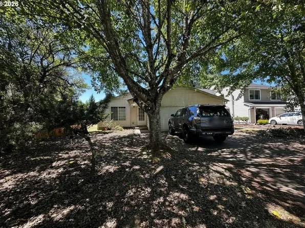 22825 SW Main St, Sherwood, OR 97140