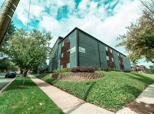 4060 McGee St, Kansas City, MO 64111
