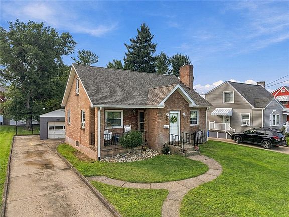 2nd image of 3403 Mount Troy Rd