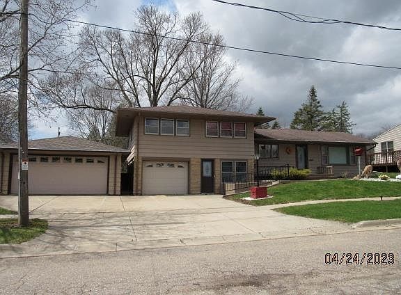 2nd image of 681 Klondike Ave