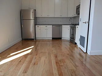 Rented by NY Space Finders Inc.