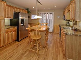 1470 Quinlan Ave S, Lakeland, MN 55043