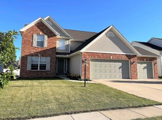 413 Dropseed Dr, Savoy, IL 61874