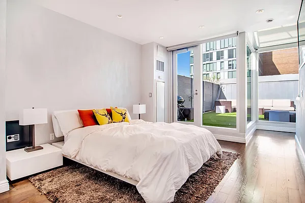 Rented by Compass | media 15