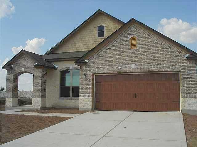 1st image of 904 Oatmeal Dr