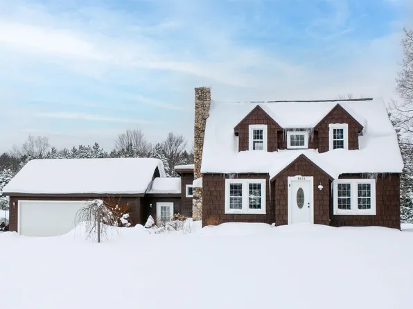 8616 Cedar Run Rd, Traverse City, MI 49684