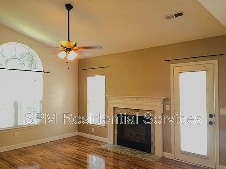 3709 New Colony Dr — Photo 6