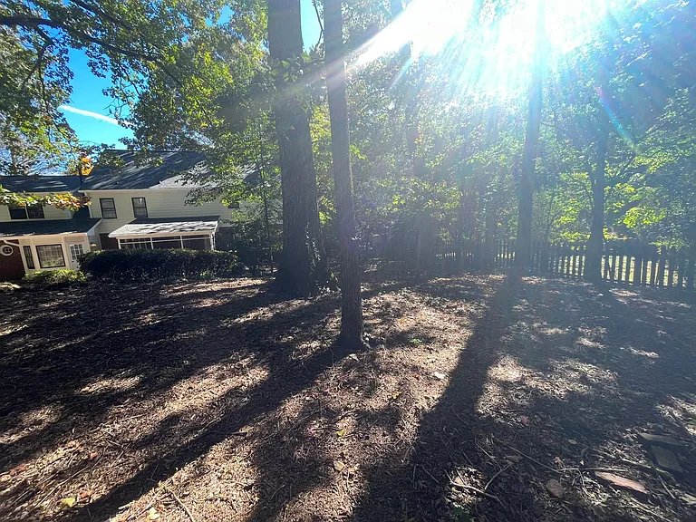1863 Withmere Way — Photo 30