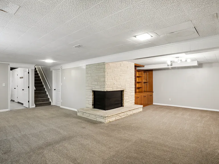 1218 Sunset Dr — Photo 38