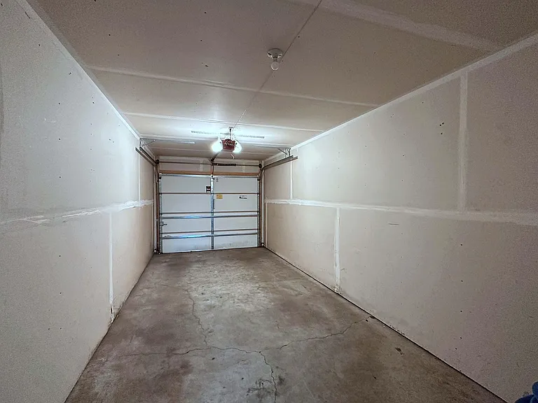 Arcade Estates West — Photo 91