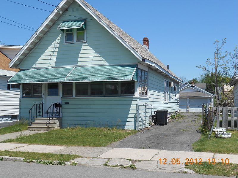 2nd image of 1441 Woolsey St