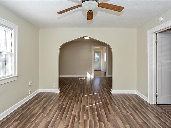 4th image of 5226 Terrace Ave
