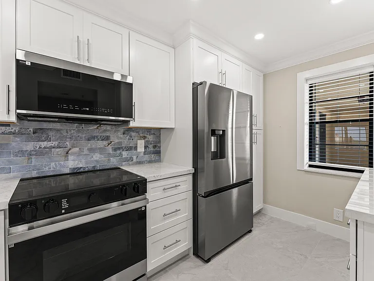 14476 Amberly Ln #704 — Photo 4