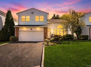 96 Fairway View Drive, Commack, NY 11725