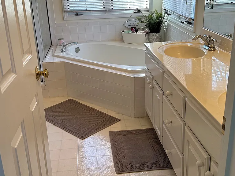 100 Hebride Ct — Photo 11