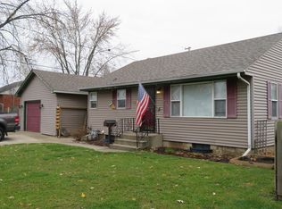 319 Spruce St, Morris, IL 60450