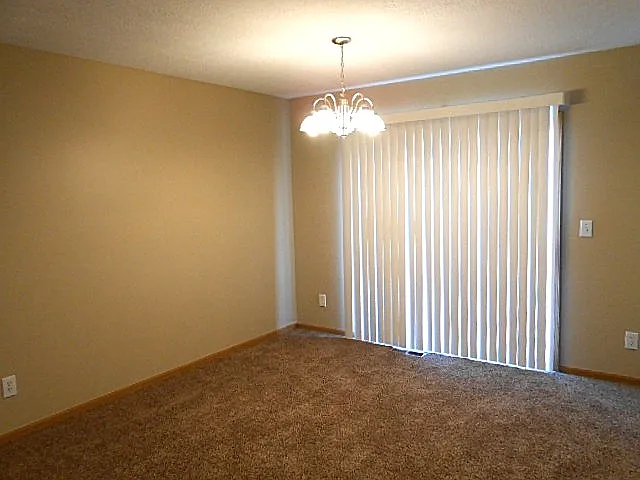 406 Greenapple Pl — Photo 5