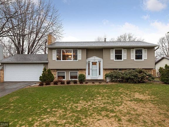 2nd image of 4560 Upland Ln N