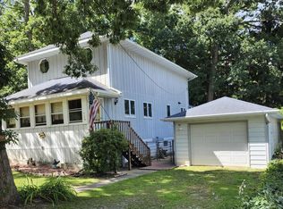 709 Manor Dr, Twin Lakes, WI 53181