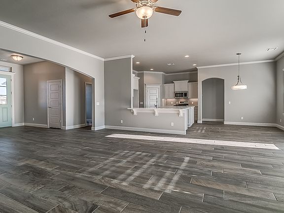 3rd image of 11701 San Sebastian Dr