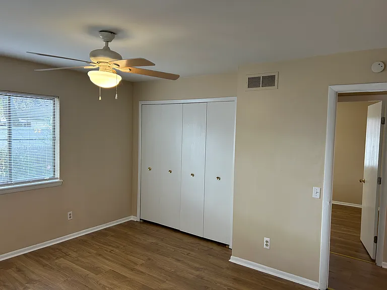 325 W Woodruff Ave — Photo 15