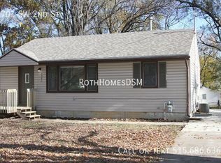 4701 SW 2nd St, Des Moines, IA 50315