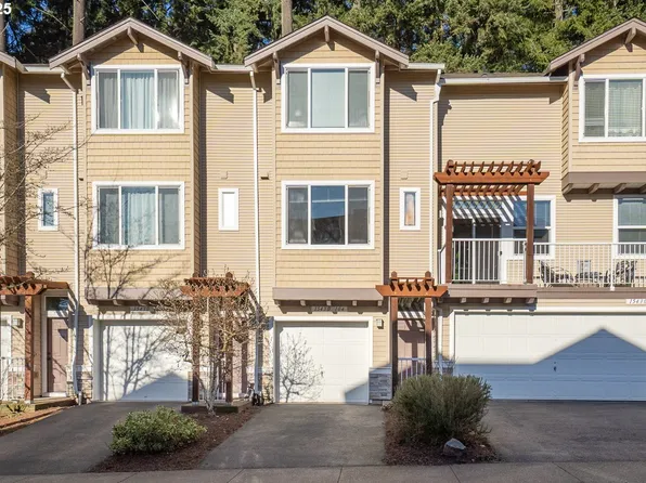 15430 SW Sparrow Loop Unit 104, Beaverton, OR 97007