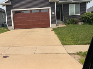 415 Moose Dr NW #415, Cedar Rapids, IA 52405